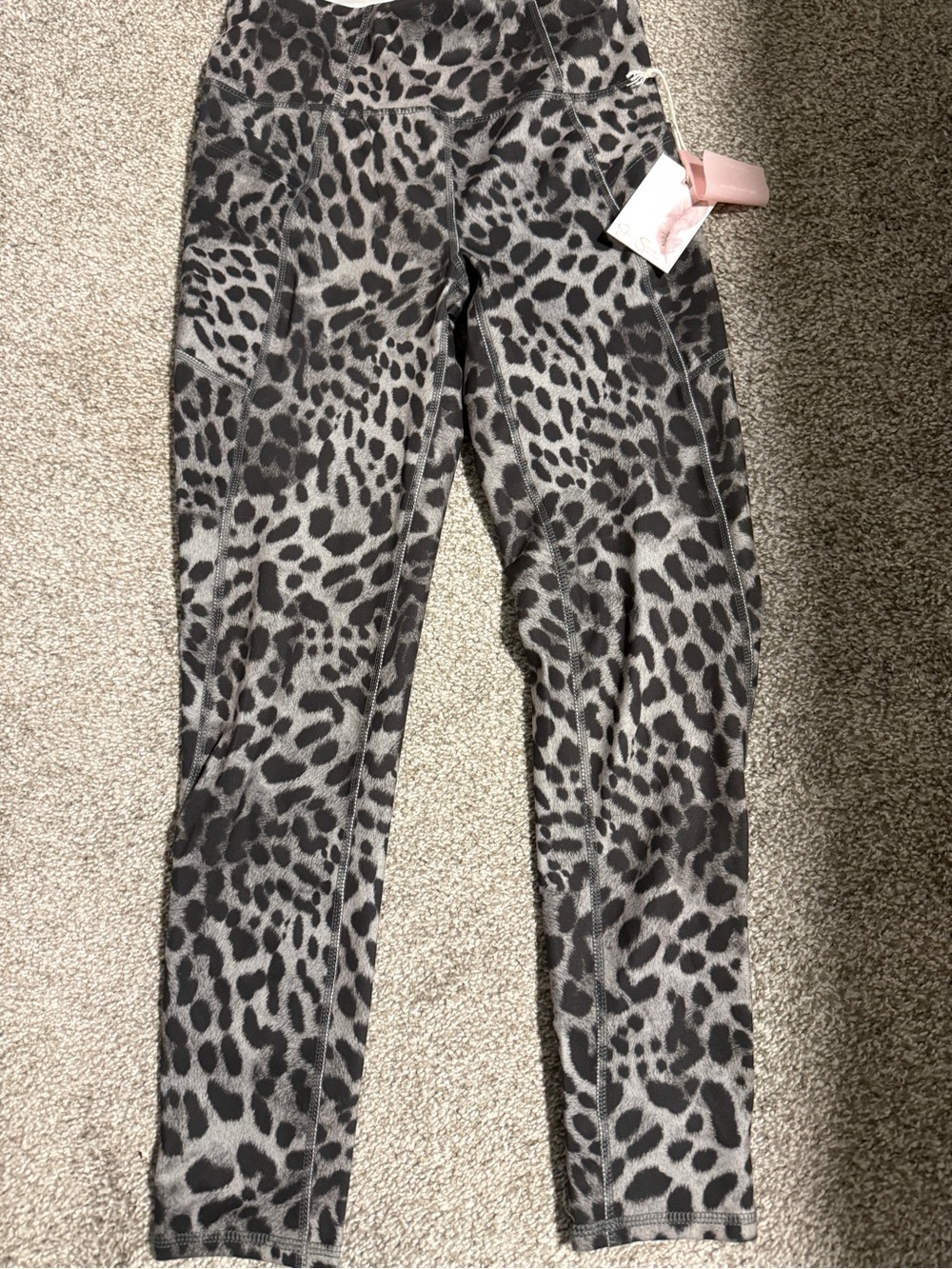 Jessica Simpson Gray Leopard Print Jeggings